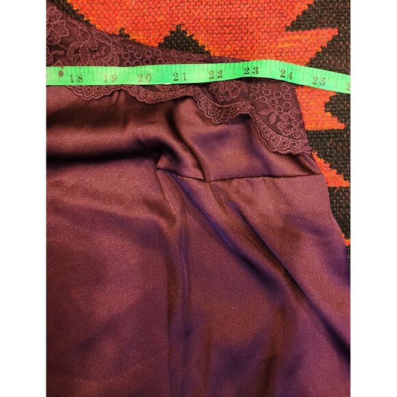 NEW Sophie Burgundy Satin Stretch Lace Trim Cami Winter Bloom By Torrid 1X - Picture 2 of 11
